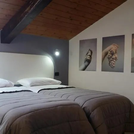 Nsh, Sweet Bed & Breakfast
